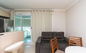 Flat com JACUZZI - Setor Bueno - Próximo ao Parque Vaca Brava - EL3202